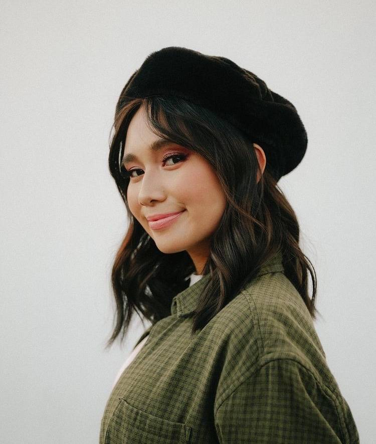 potret niki zefanya dengan rambut hitam (instagram.com/nikizefanya)
