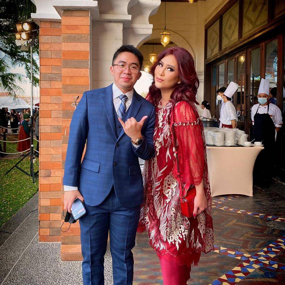 Gaya Kondangan Lala Gunawan (instagram.com/lala_gunawan_family)