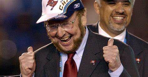 Malcolm Glazer (usatoday.com)