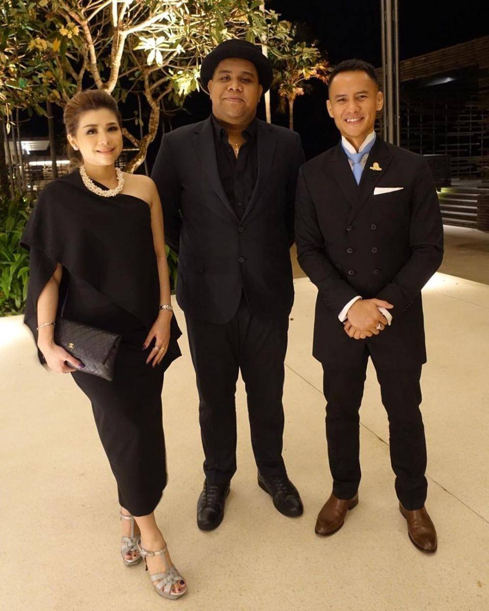 Gaya Kondangan Istri Choky Sitohang (instagram.com/mrssitohang)