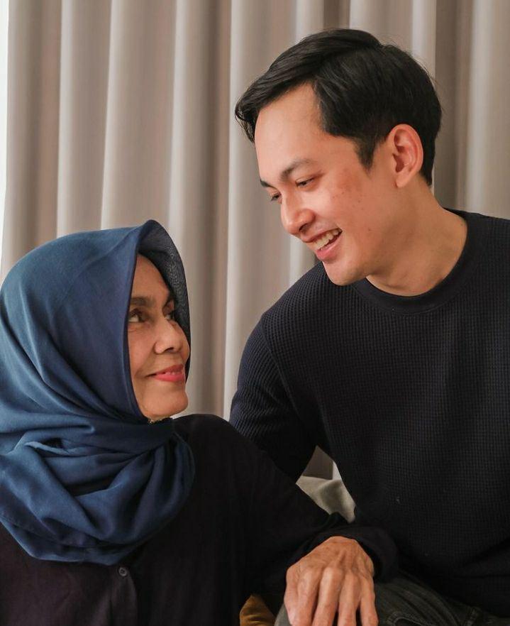 Ibunda Kiki Farrel, Mama Dahlia, Meninggal Dunia