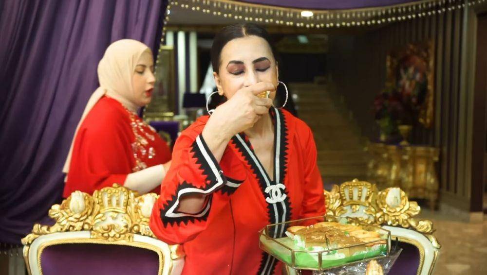 buka puasa ibunda Tasya Farasya (YouTube.com/Tasyi Athasyia)