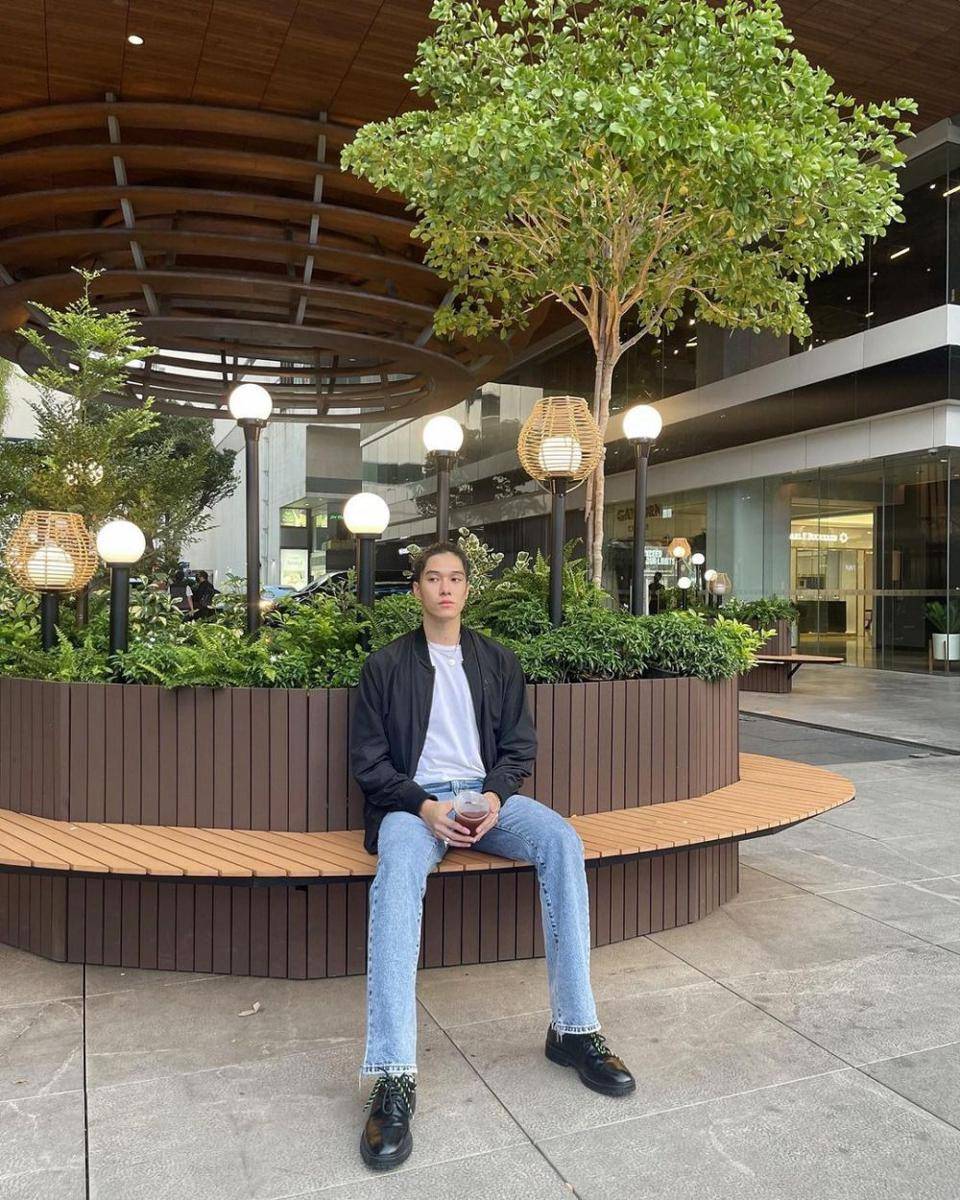 Nani Hirunkit (instagram.com/hirunkit_)