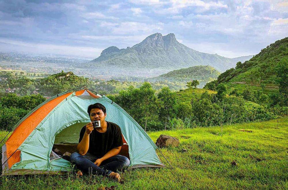 Watu Payung (instagram.com/desaingrafisuka2)