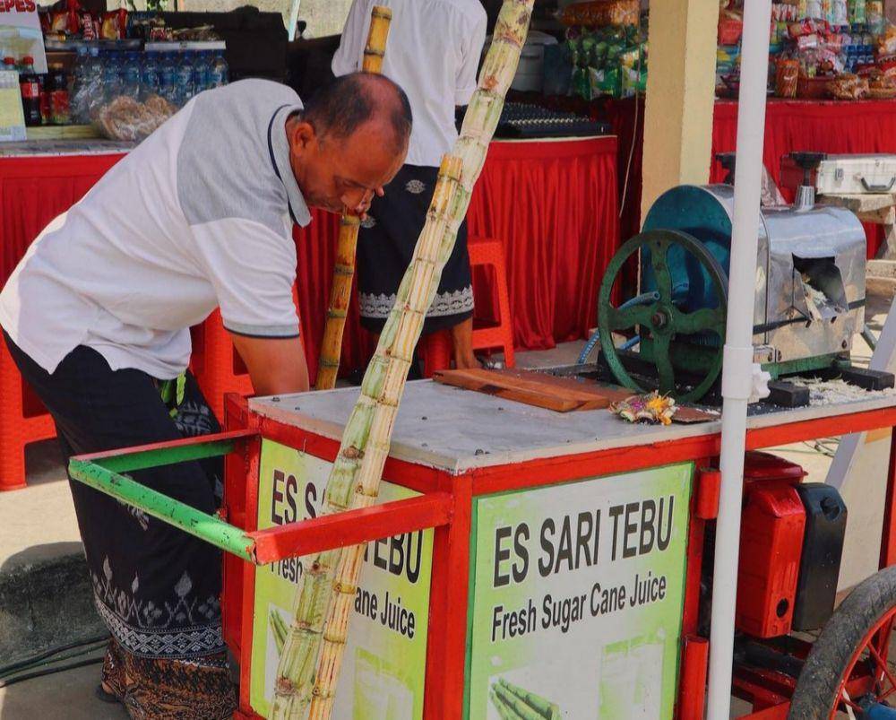 potret es sari tebu murni (instagram.com/foodiewithadhi)