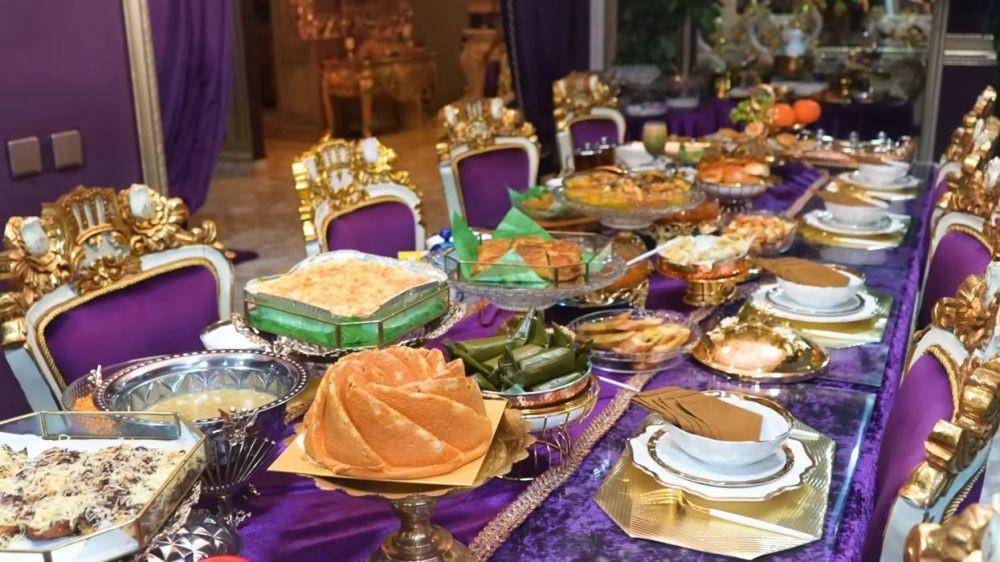 buka puasa ibunda Tasya Farasya (YouTube.com/Tasyi Athasyia)