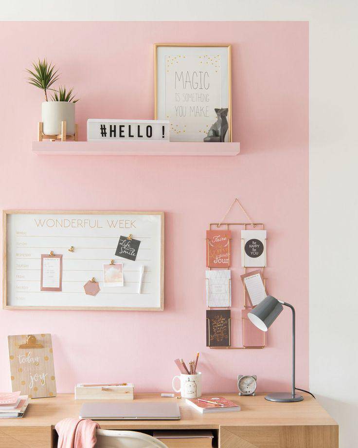 ilustrasi desain rumah pink pastel ala Bridgerton (pinterest.com/Shake)