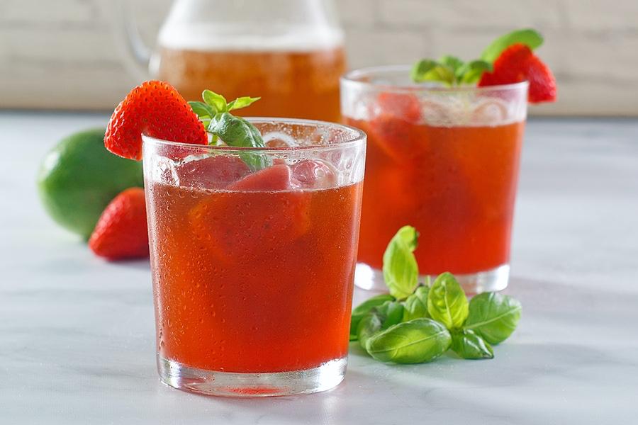 Resep Es Teh Stroberi Penghilang Dahaga saat Buka Puasa, Segar!