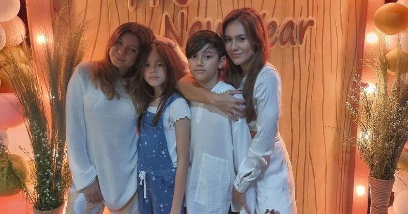 11 Potret Anak Artis Kompak dengan Saudara Tiri, Family Goals Abis!
