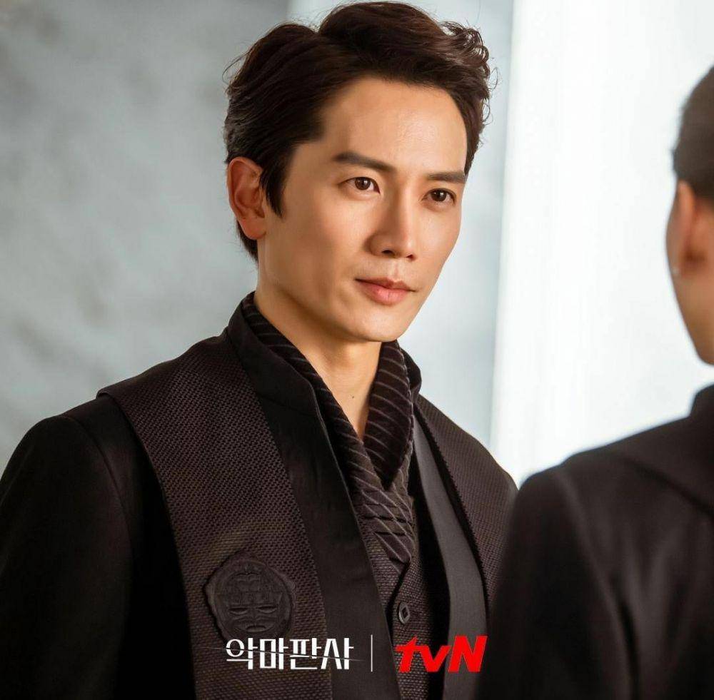 Ji Sung di drama The Devil Judge (instagram.com/tvn_drama)