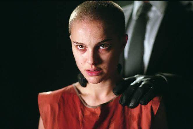 Natalie Portman dalam film V for Vendetta (dok. Warner Bros. Pictures/V for Vendetta)
