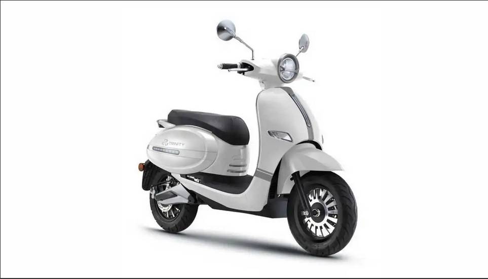 Skutik listrik Trinity Uranus RS (Rideapart)