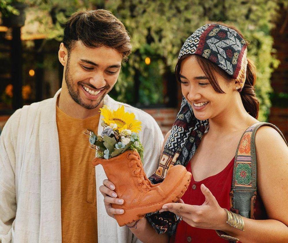 Kebersamaan Refal Hady bersama artis wanita (instagram.com/refalhady)