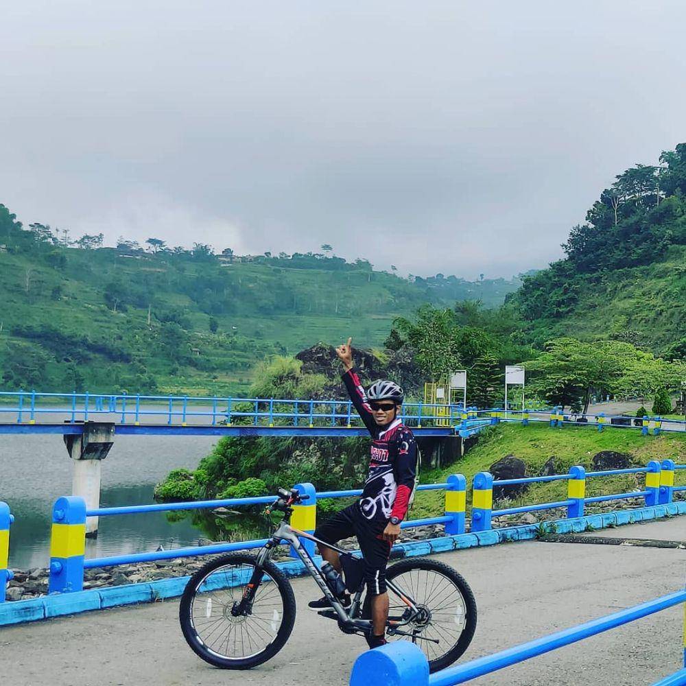 Bendungan Gonggang (instagram.com/adnashpumaholic)