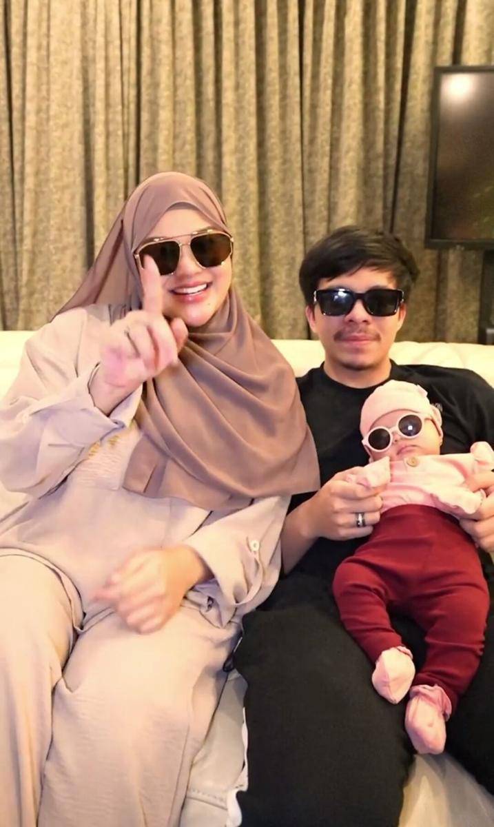 potret Ameena pakai kacamata hitam (instagram.com/aurelie.hermansyah)