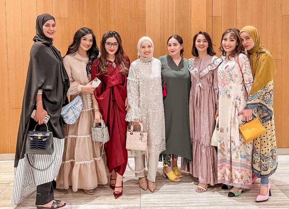 potret buka puasa bersama geng Cendol (instagram.com/ashanty_ash)