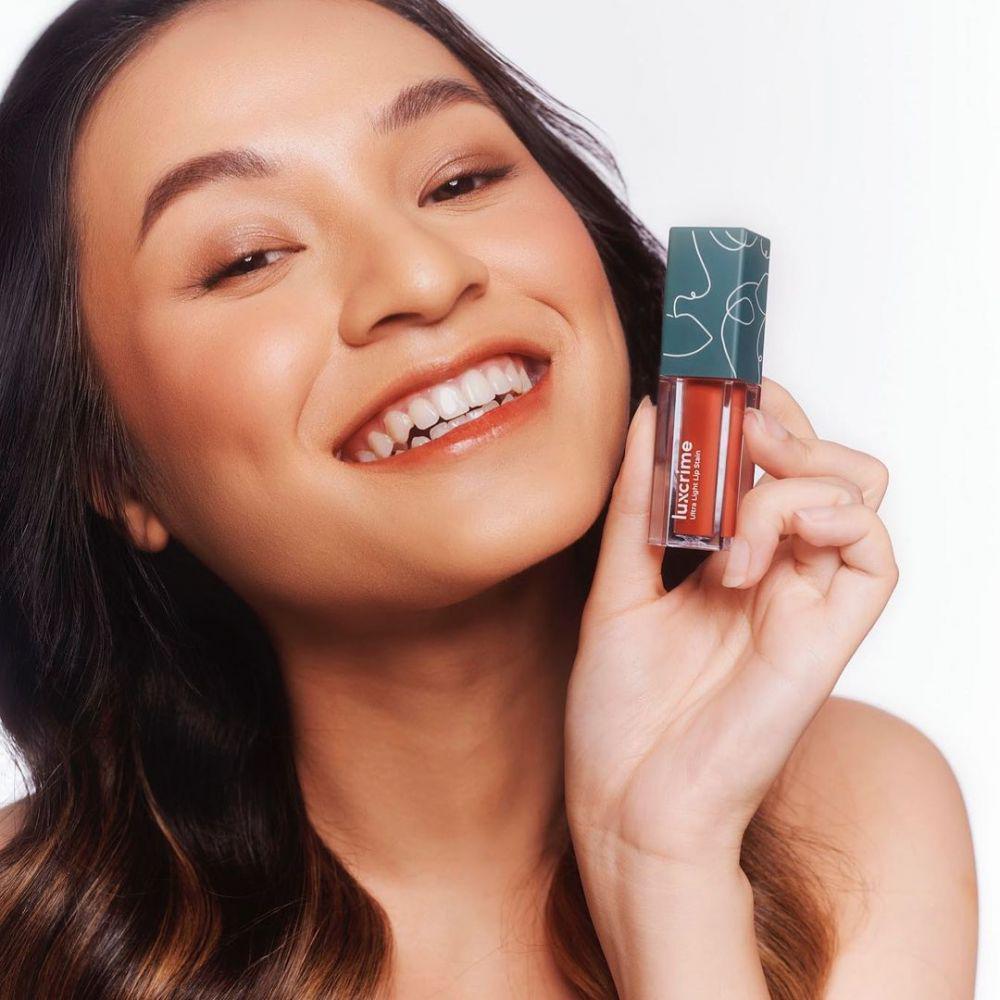 9 Kosmetik Lokal yang Punya Koleksi Liptint Super Kece