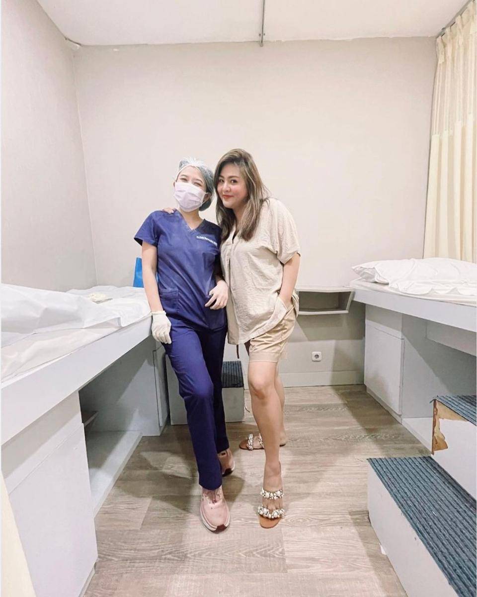 OOTD ala Audy Item (instagram.com/audyitem)