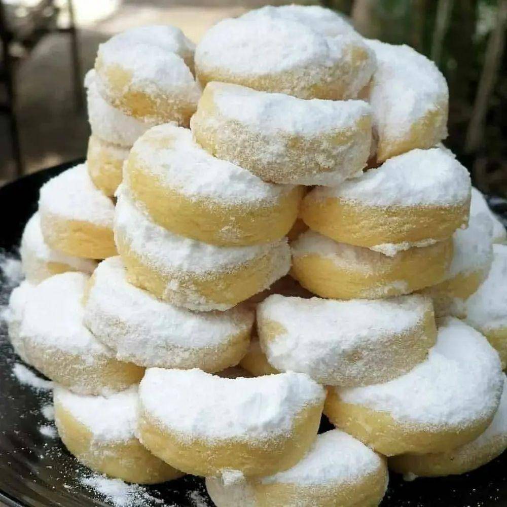 Kue putri salju (instagram.com/ayuaudrey91)