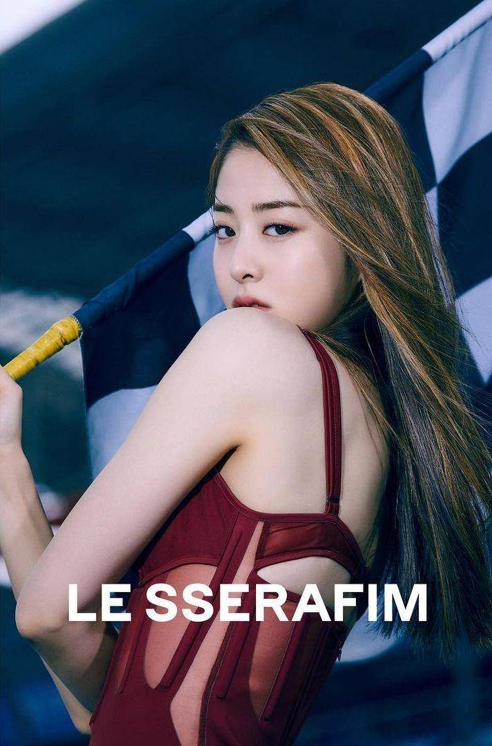 Yunjin LE SSERAFIM (instagram.com/le_sserafim)