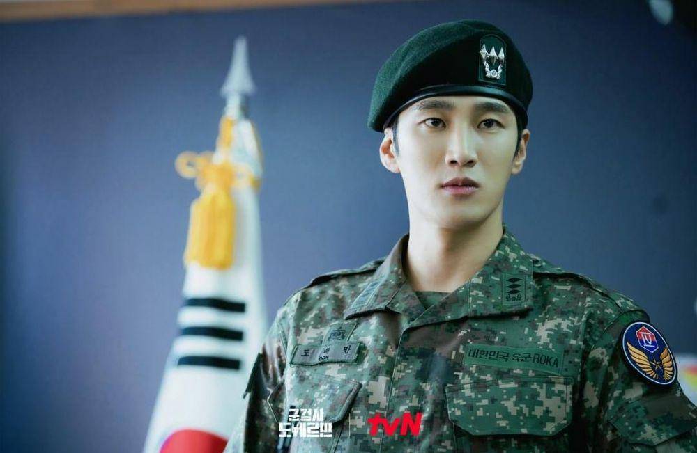 Ahn Bo Hyun di drama Military Prosecutor Doberman (instagram.com/tvn_drama)