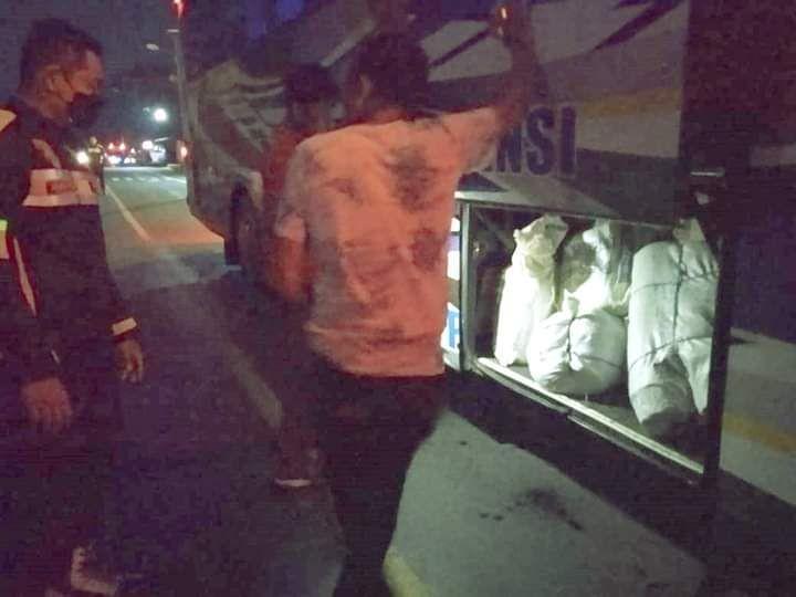 Dikemas Dalam Karung, Pengiriman Daging Ayam ke Sumbawa Digagalkan