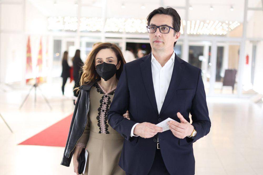 Presiden Makedonia Utara, Stevo Pendarovski (kanan).(twitter.com/SPendarovski)