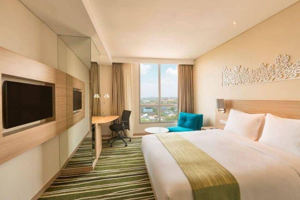 Ruangan kamar hotel di Holiday Inn Express Semarang (instagram.com/holidayinnexpresssemarang)