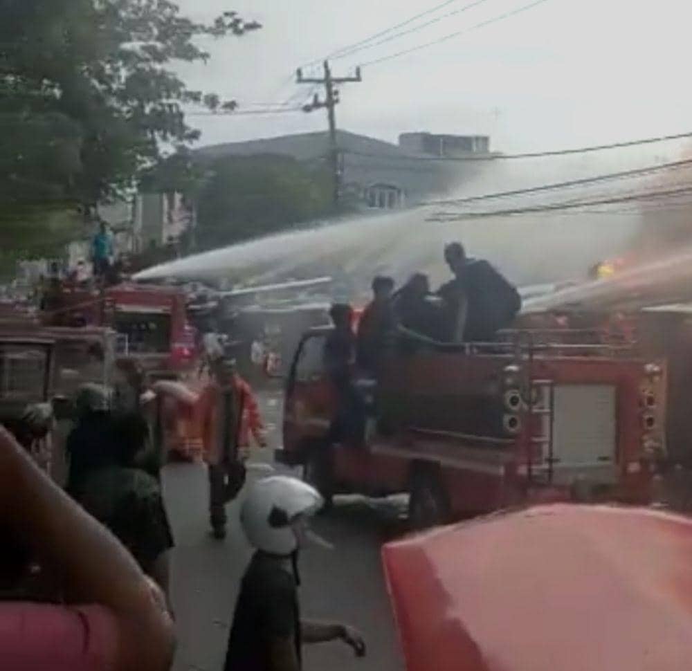 Ilustrasi Kebakaran di Kota Makassar. (Dok. Damkar Makassar)