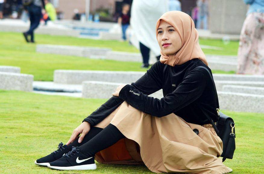 ilustrasi perempuan muda (Unsplash.com/Surya Ramadhan)