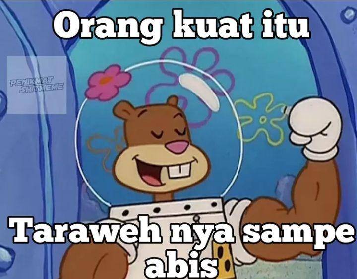 meme lucu salat tarawih (instagram.com/penikmatshitmeme)