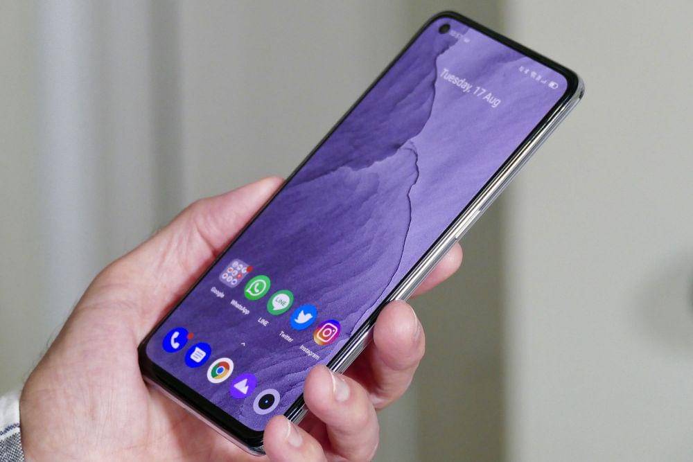 potret Realme GT Explorer Master (digitaltrends.com)