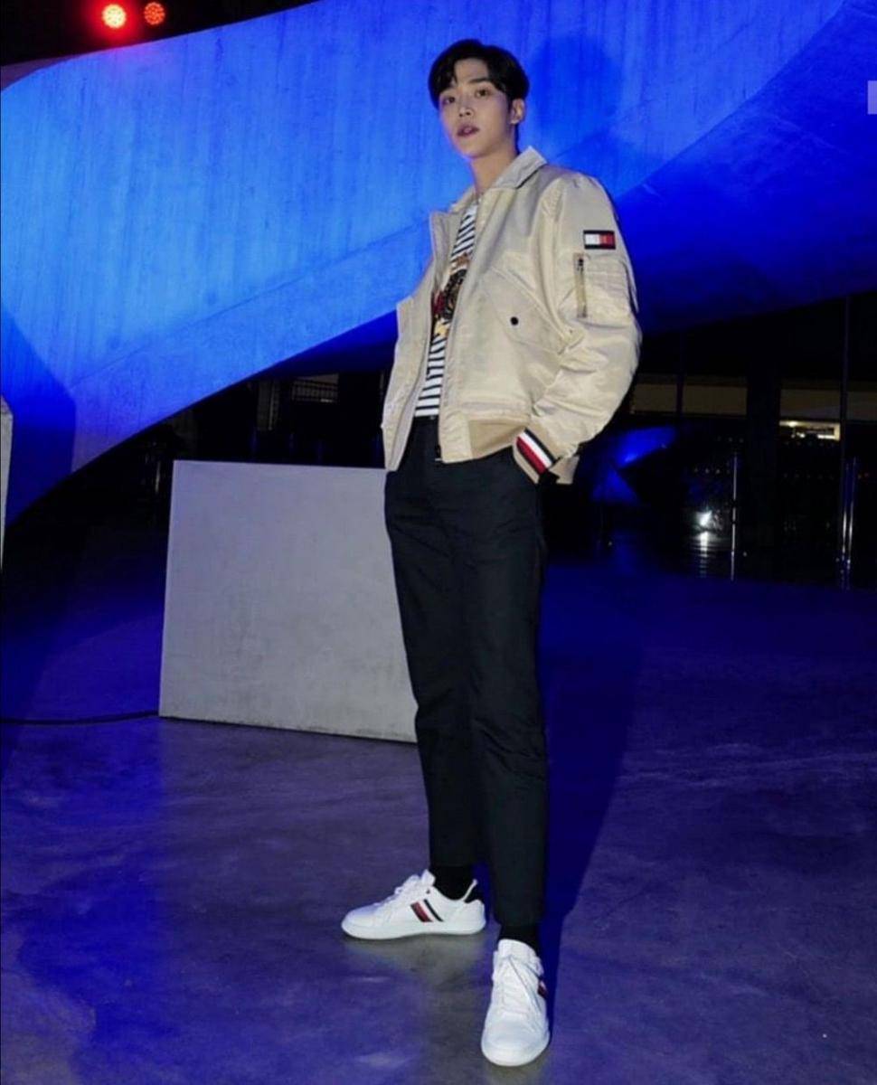 outer ala Rowoon SF9 (twitter.com/TheDailyNoona)