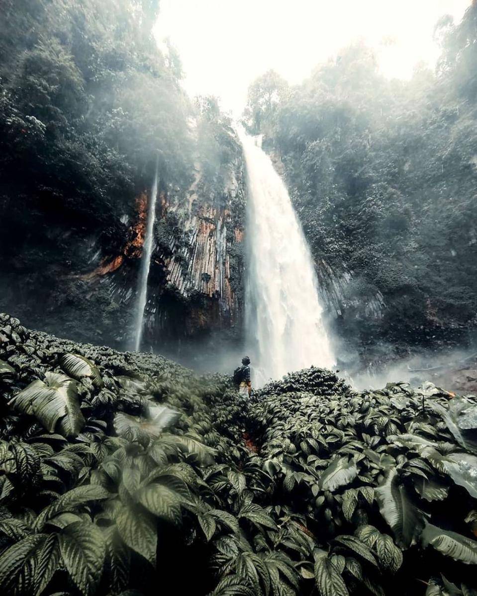 Air Terjun Tri Muara Karang (instagram.com/yoghijuliansa)