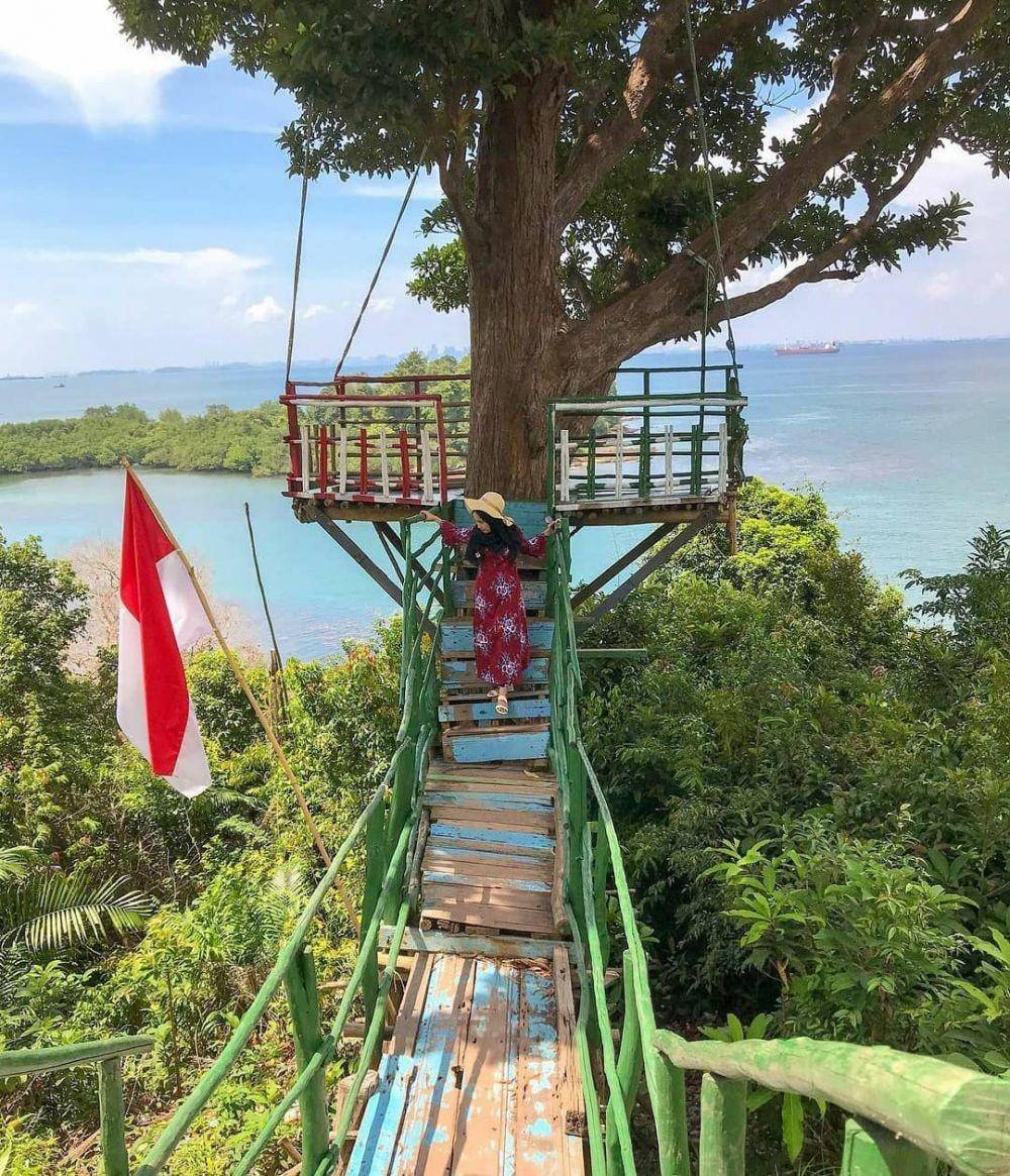 Taman Habibie Tangga Seribu, Batam (instagram.com/yenitaese_)