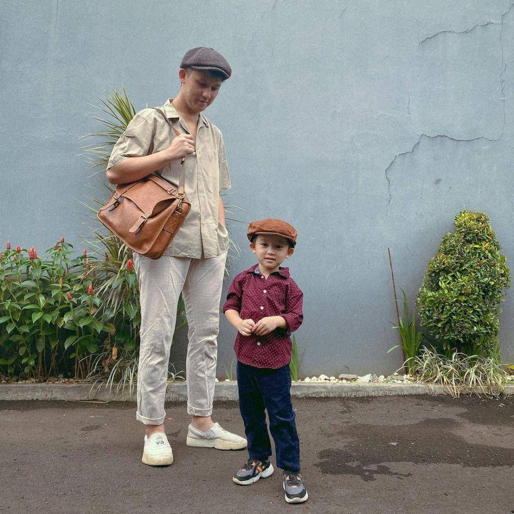 Jevin Julian dan buah hati (instagram.com/jevinjulian)