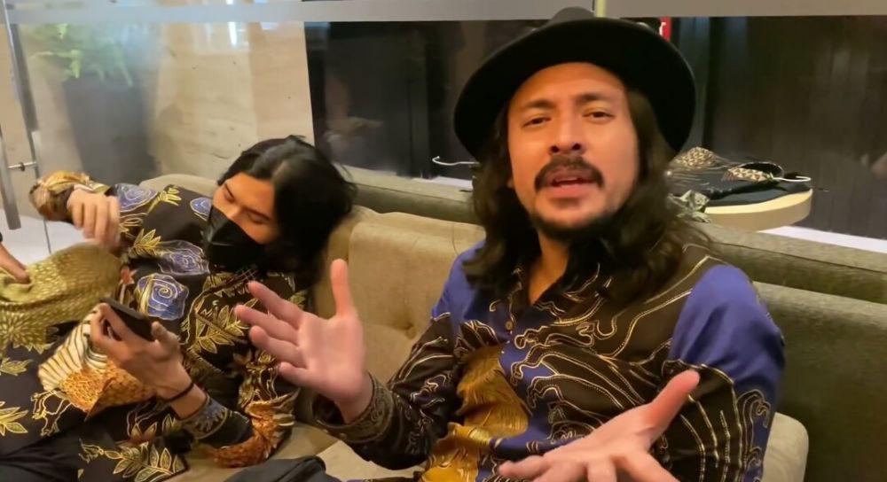 Dua Vokalis Dewa 19, 9 Potret Kompak Ello dan Virzha dalam Satu Frame
