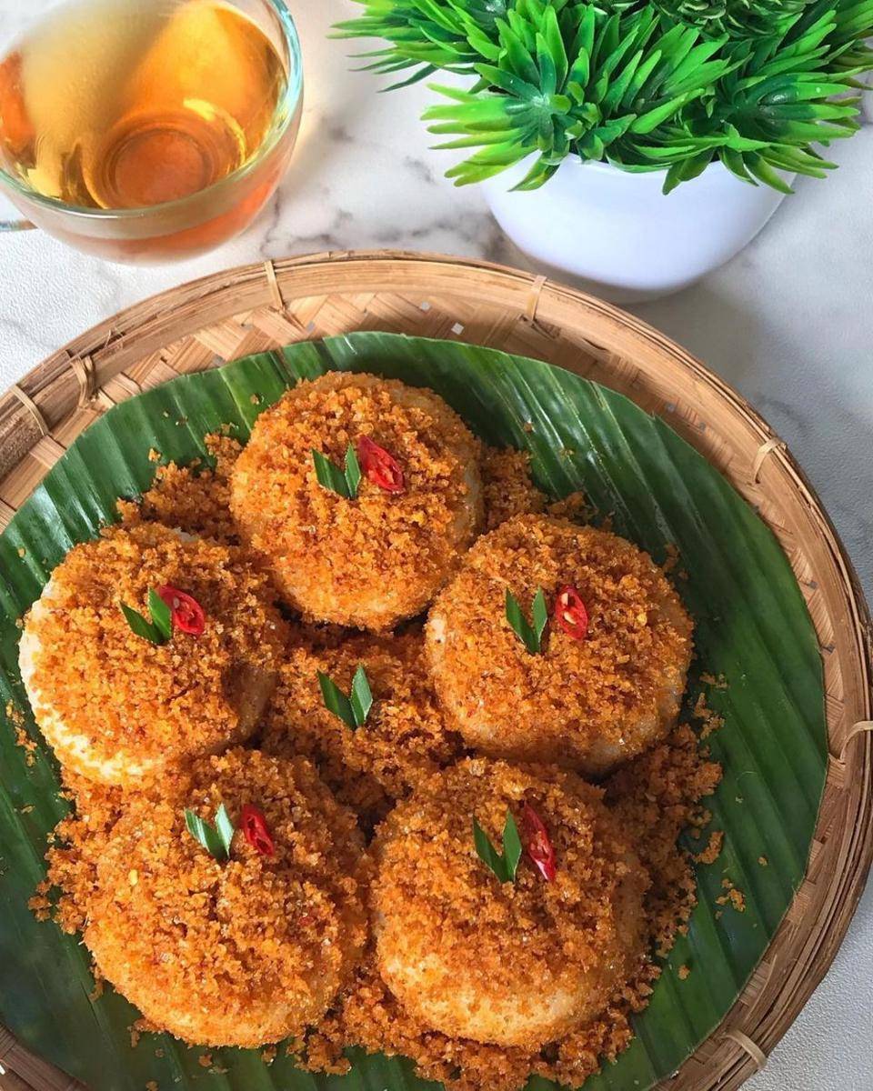 ketan serundeng (instagram.com/lina_dharmaputra)