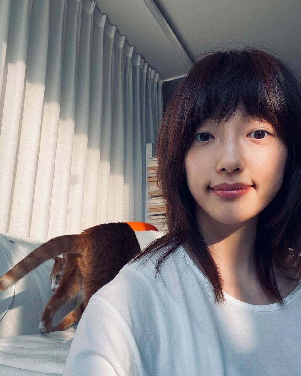 Lee El (instagram.com/2L_kjh)