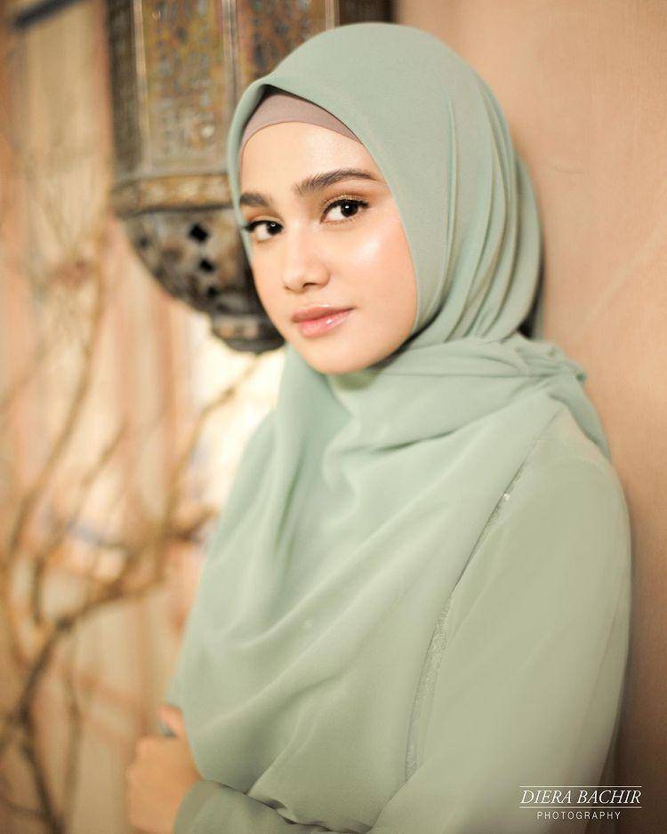 potret Syifa Hadju tampil berhijab (instagram.com/syifahadjureal)