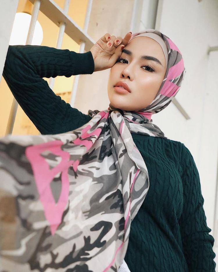 potret Medina Zein kembali berhijab (instagram.com/medianzein92)