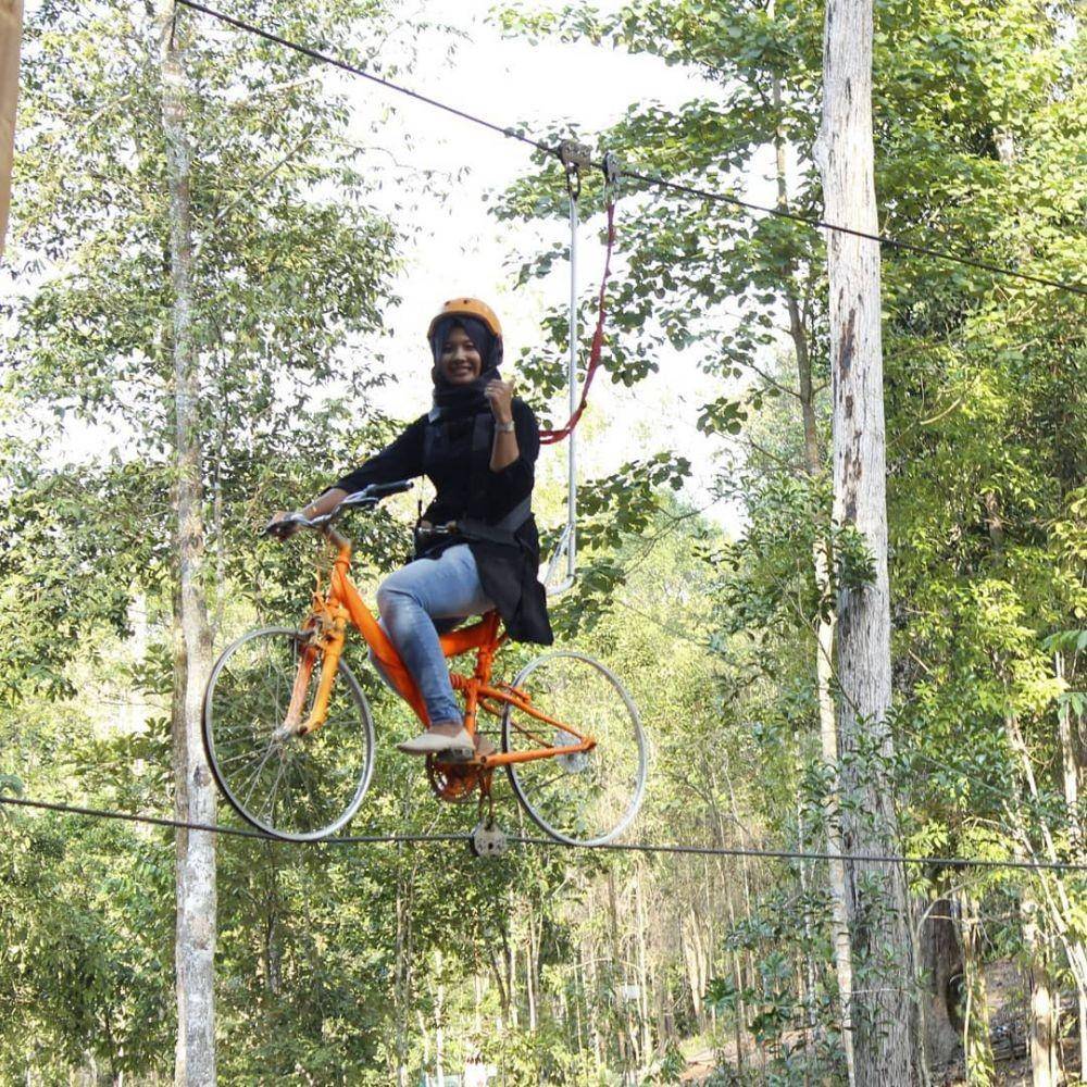 Batam Forest Top (instagram.com/widya_agustinasinaga)