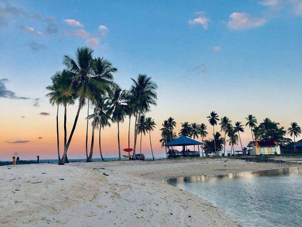 Pantai Wantopi (instagram.com/like_buton)