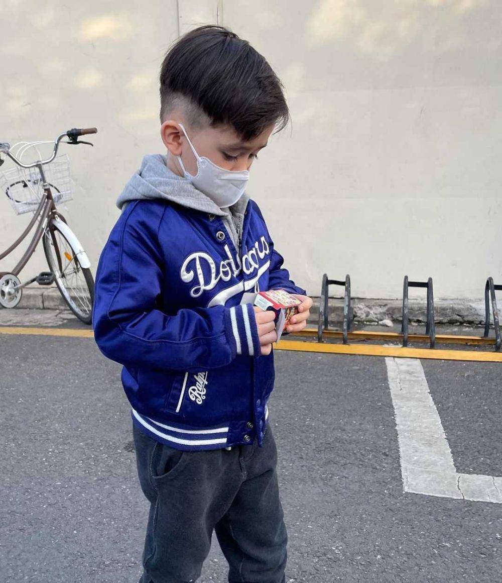 Bentkey dengan gaya keren (Instagram.com/bentleyhammington)
