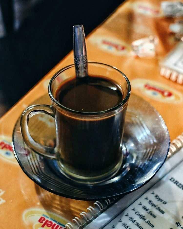 instagram.com/eatintangerang