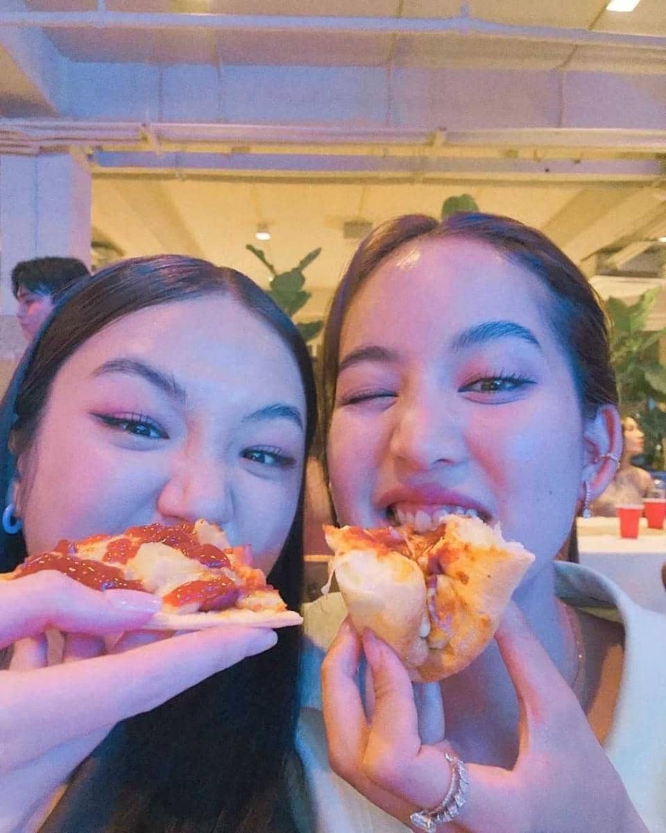 circle pertemanan Thanaerng (instagram.com/thanaerngnin)