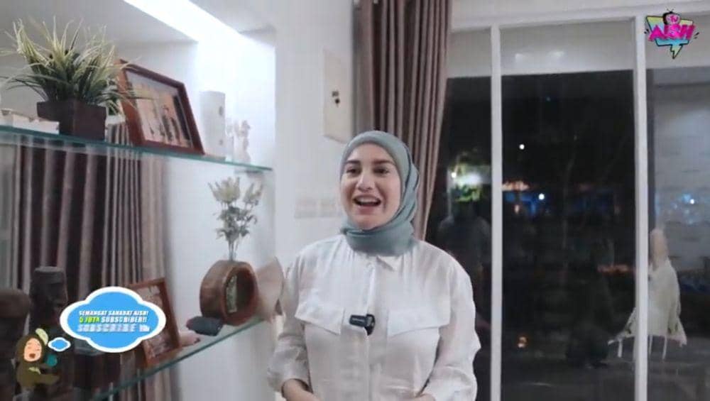Potret rumah baru Aditya Zoni dan Yasmin (Youtube.com/Aish TV)