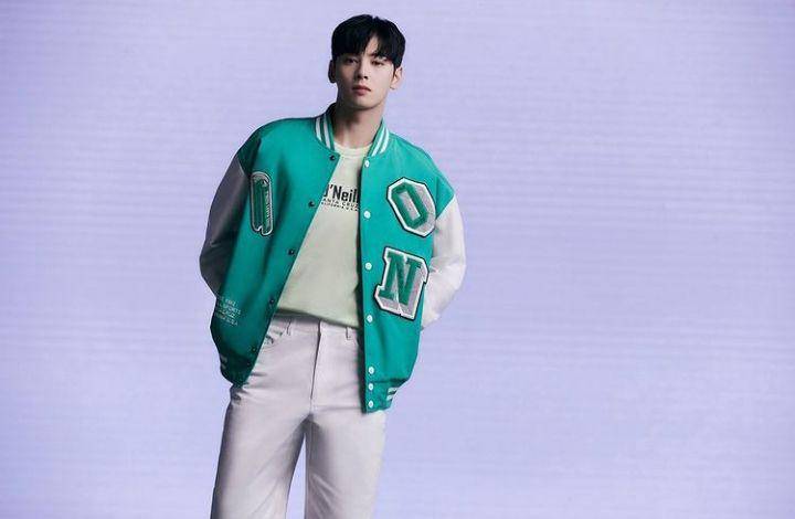 Referensi mix and match outerwear ala Cha Eun Woo Astro (instagram.com/oneillkorea)
