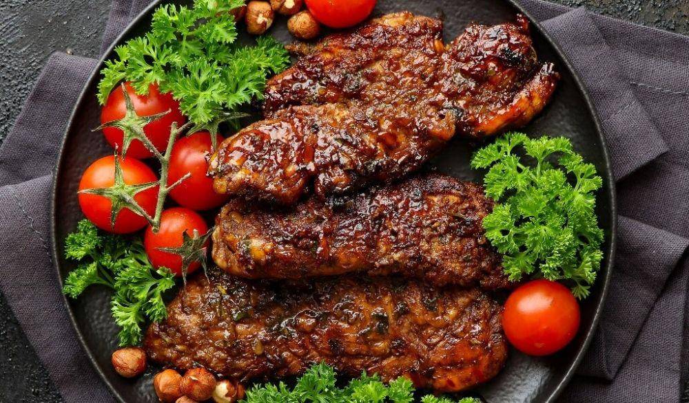 ilustrasi cakwe saus madu (unsplash.com/Parnis Azimi)