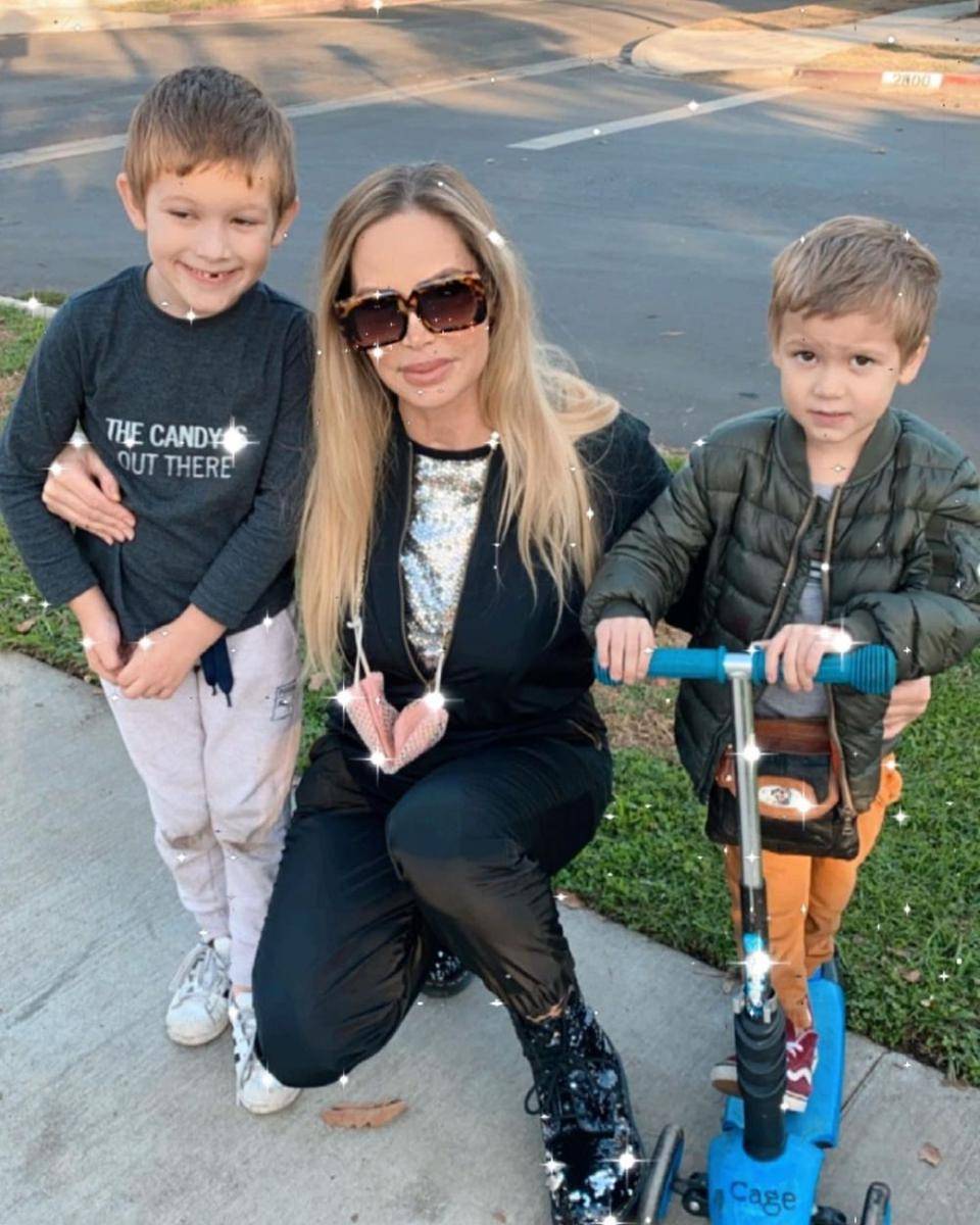 Lucian Augustus Coppola Cage, Christina Fulton, Sorin Reid Coppola Cage (instagram.com/officialchristinafulton)